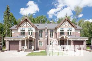 Коттедж 350м&sup2;, 3-этажный, участок 10 сот.  