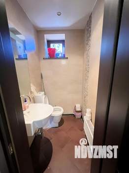 Коттедж 480м&sup2;, 3-этажный, участок 15 сот.  