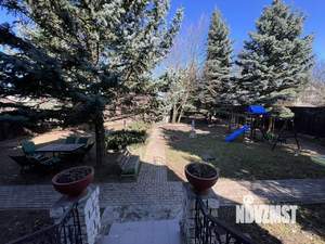 Коттедж 480м&sup2;, 3-этажный, участок 15 сот.  