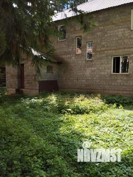 Дом 272м&sup2;, 2-этажный, участок 17 сот.  