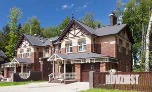 Коттедж 350м&sup2;, 3-этажный, участок 10 сот.  