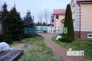 Коттедж 413м², 3-этажный, участок 10 сот.  