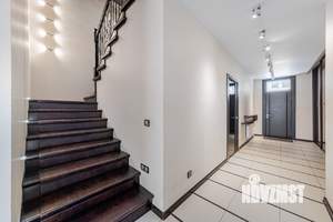 Таунхаус 160м², 3-этажный, участок 1 сот.  