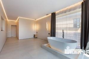 Дом 367м², 2-этажный, участок 10 сот.  