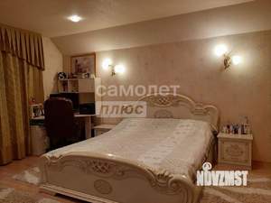 Дом 381м², 2-этажный, участок 12 сот.  