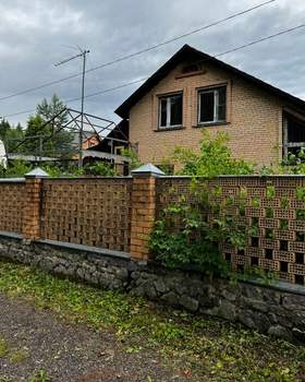 Дом 160м&sup2;, 2-этажный, участок 6 сот.  