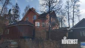 Дом 368м², 2-этажный, участок 15 сот.  