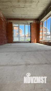 Дом 190м², 2-этажный, участок 7 сот.  