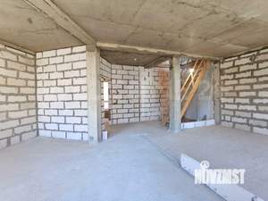 Таунхаус 220м², 3-этажный, участок 1 сот.  
