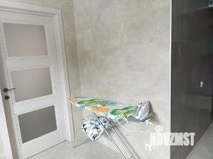 Дом 160м², 3-этажный, участок 8 сот.  
