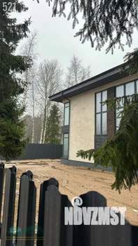 Дом 225м&sup2;, 2-этажный, участок 9 сот.  