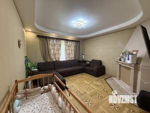 Дом 183м², 2-этажный, участок 19 сот.  