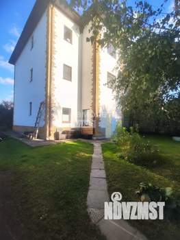 Дом 370м², 3-этажный, участок 8 сот.  