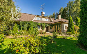 Дом 406м², 2-этажный, участок 35 сот.  