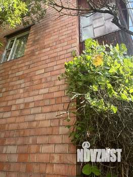 Дом 80м², 2-этажный, участок 10 сот.  