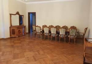 Дом 607м², 2-этажный, участок 3 сот.  