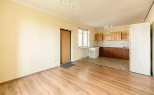 Дом 301м², 3-этажный, участок 4 сот.  