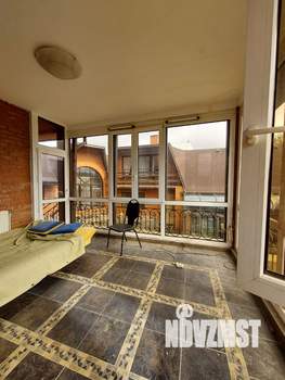 Коттедж 600м², 3-этажный, участок 30 сот.  