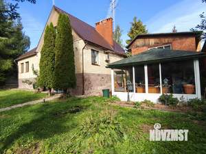 Дом 239м&sup2;, 3-этажный, участок 10 сот.  