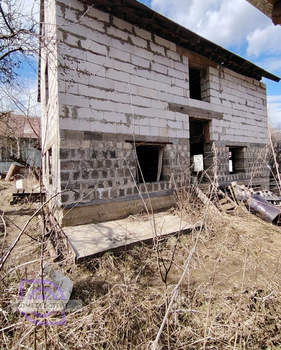 Дом 160м², 3-этажный, участок 5 сот.  