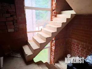 Дом 250м&sup2;, 3-этажный, участок 3 сот.  