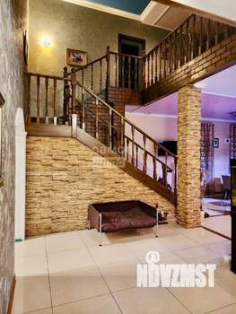 Дом 355м&sup2;, 2-этажный, участок 12 сот.  