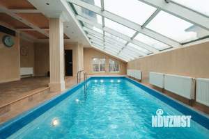 Дом 637м&sup2;, 4-этажный, участок 12 сот.  