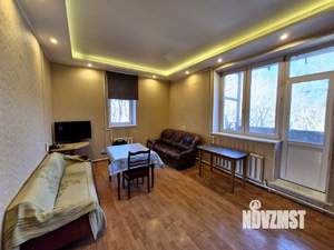 Дом 189м&sup2;, 3-этажный, участок 7 сот.  