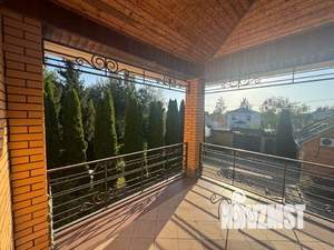 Дом 500м², 3-этажный, участок 20 сот.  