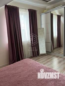 Дом 240м², 2-этажный, участок 8 сот.  