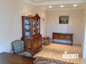 Дом 470м², 3-этажный, участок 12 сот.  