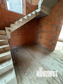 Коттедж 200м², 2-этажный, участок 7 сот.  