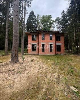 Дом 240м², 2-этажный, участок 15 сот.  