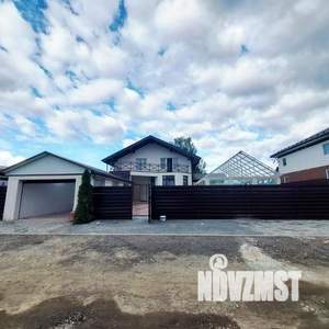 Коттедж 303м², 2-этажный, участок 6 сот.  