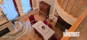 Дом 650м&sup2;, 3-этажный, участок 18 сот.  