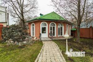 Дом 815м², 3-этажный, участок 13 сот.  