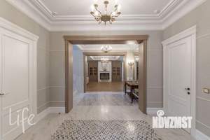 Дом 480м&sup2;, 2-этажный, участок 10 сот.  