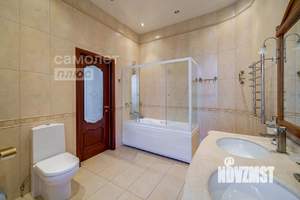 Дом 445м², 3-этажный, участок 30 сот.  