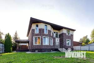 Коттедж 497м&sup2;, 2-этажный, участок 10 сот.  