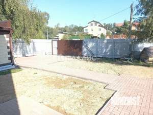 Дом 315м&sup2;, 3-этажный, участок 10 сот.  