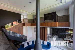 Коттедж 1000м², 3-этажный, участок 21 сот.  