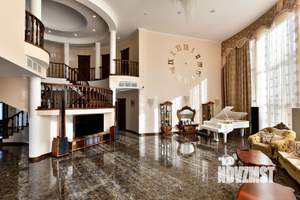Дом 1500м², 3-этажный, участок 100 сот.  