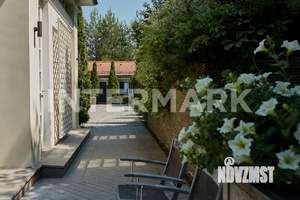 Коттедж 596м², 3-этажный, участок 200 сот.  