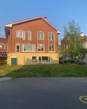 Дом 275м², 3-этажный, участок 6 сот.  
