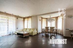 Дом 440м², 2-этажный, участок 14 сот.  