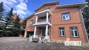 Коттедж 445м², 3-этажный, участок 30 сот.  