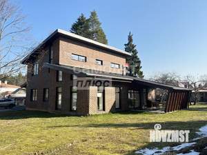 Дом 260м², 2-этажный, участок 11 сот.  