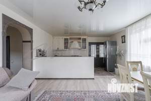 Дом 150м&sup2;, 2-этажный, участок 8 сот.  