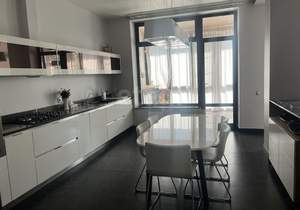 Дом 230м², 2-этажный, участок 4 сот.  