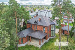 Дом 650м², 3-этажный, участок 15 сот.  